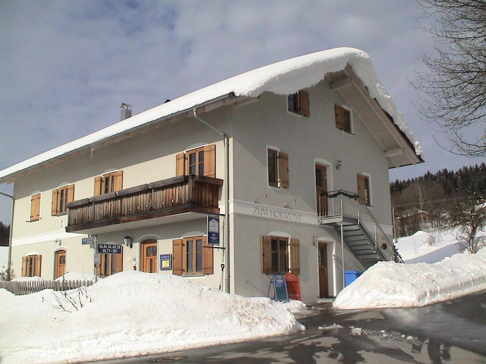 Zum Horizont Hotel Deggendorf Buitenkant foto