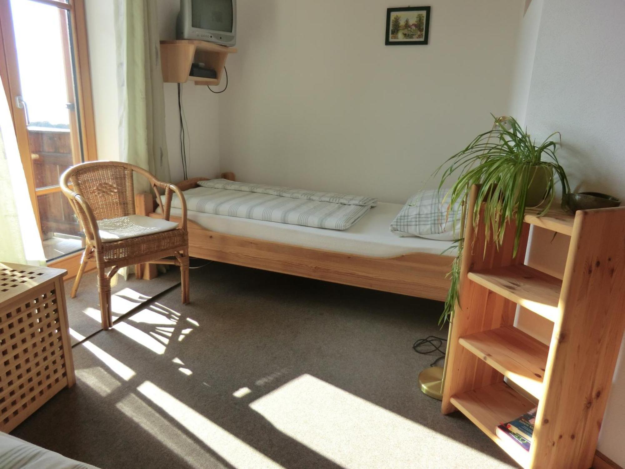 Zum Horizont Hotel Deggendorf Buitenkant foto